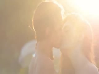 Lesbos dragoste după apus de soare