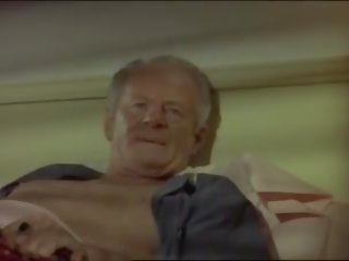 Uschi digard ב דובדבן harry & ראקל 1970: חופשי סקס וידאו 87
